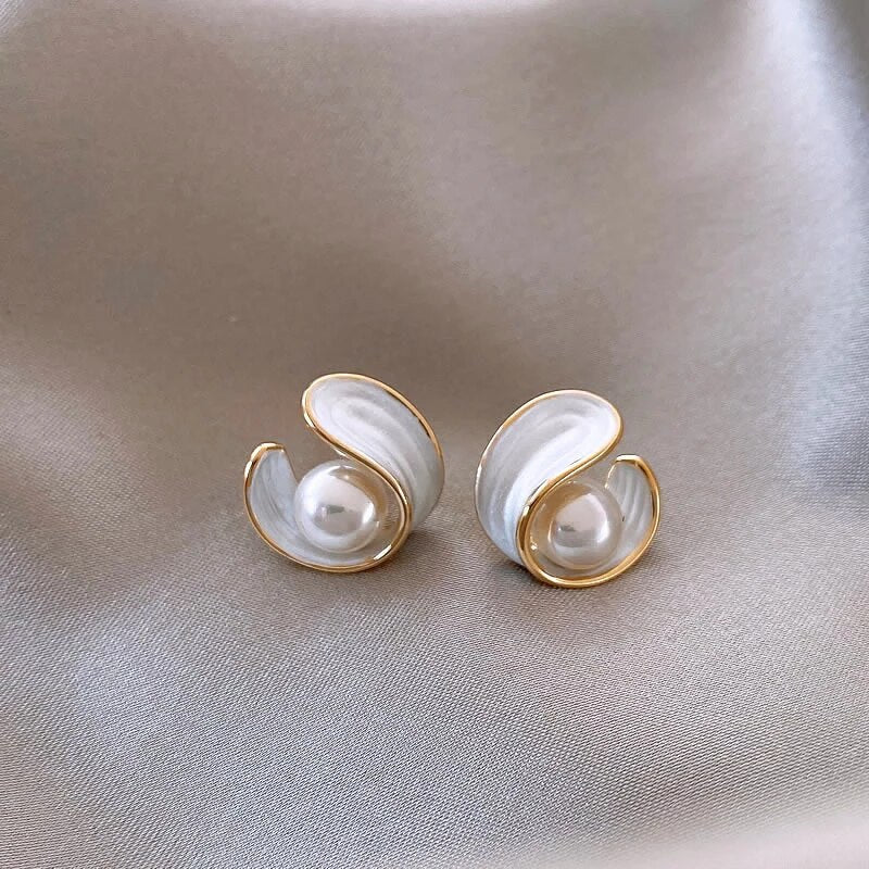 Pendientes de Ópalo Blanco de Lujo con Perlas