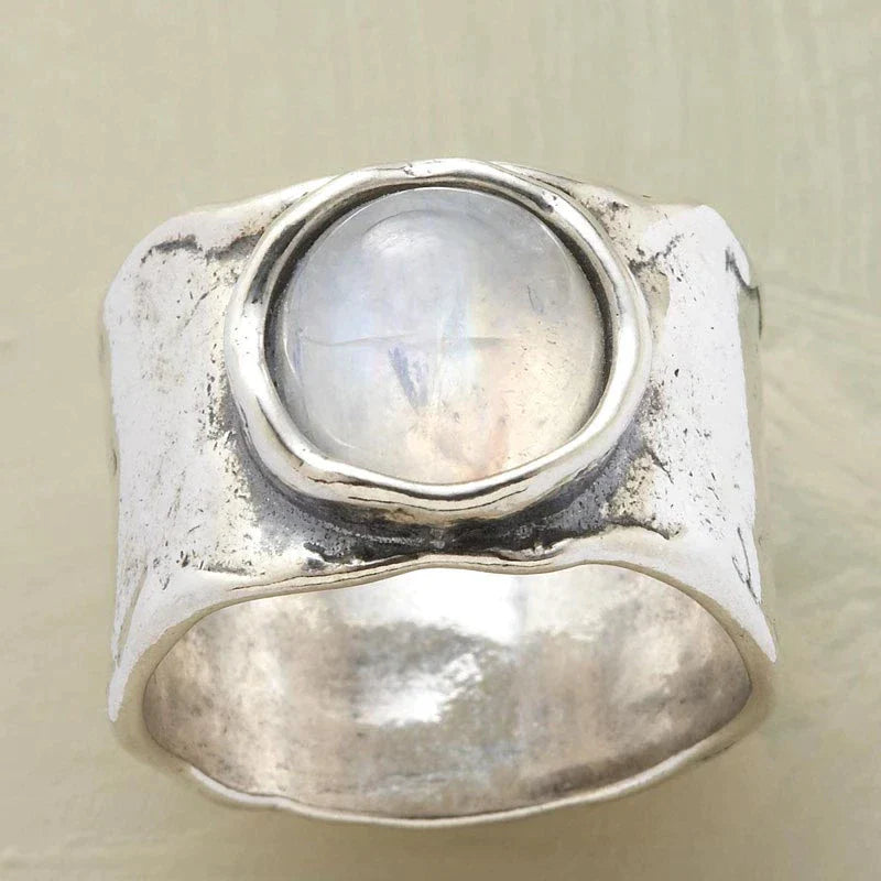 Anillo de piedra de luna