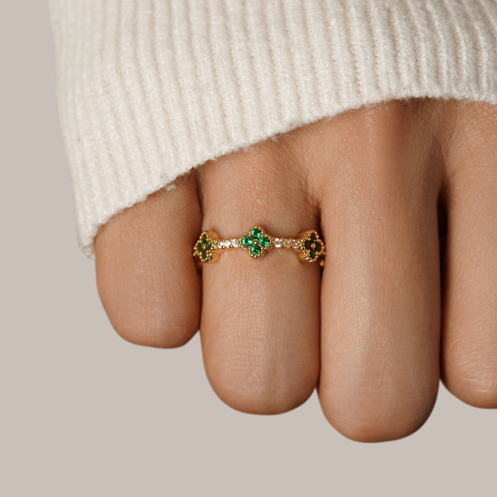 Anillo Marisol en Forma de Trébol