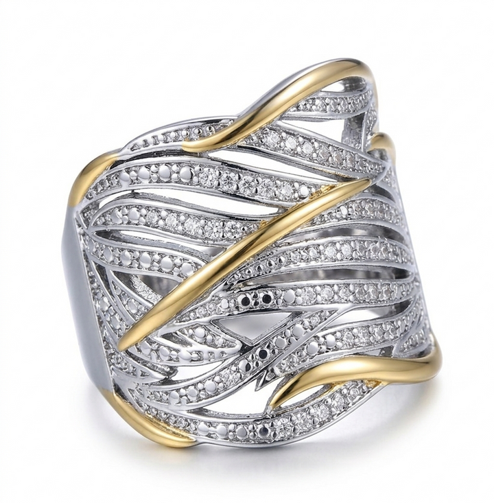Anillo retorcido de múltiples capas elegante