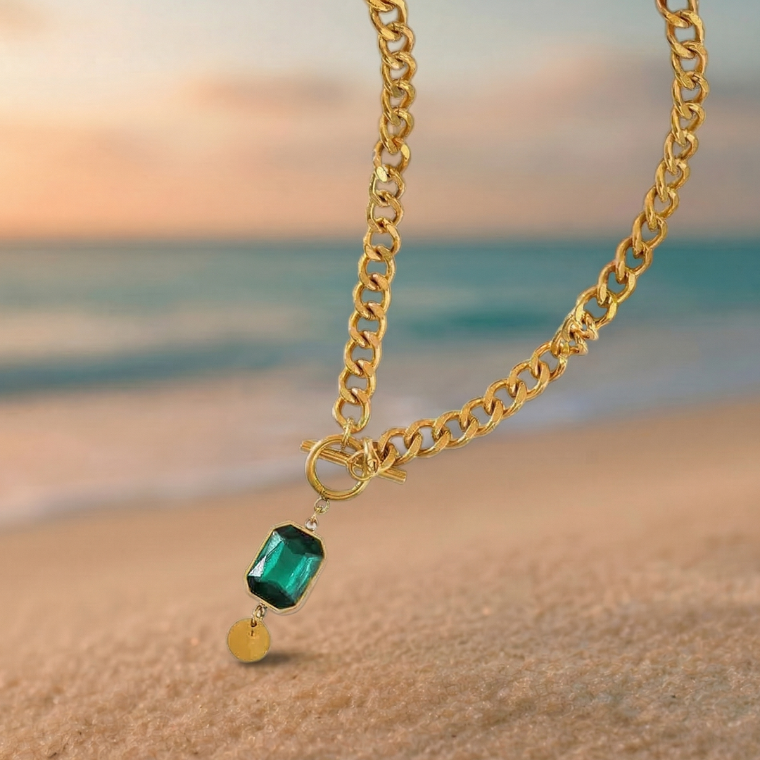 Collar de esmeralda grueso con colgante