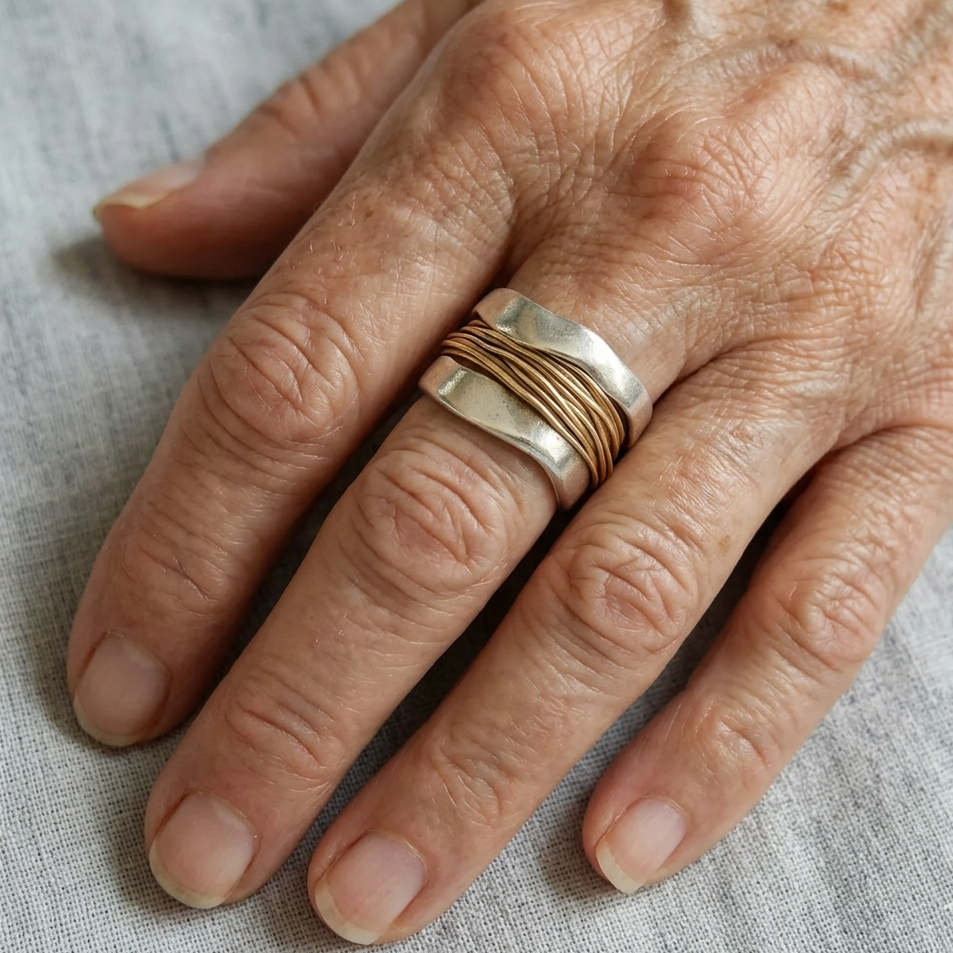 Anillo de espiral y doble aro