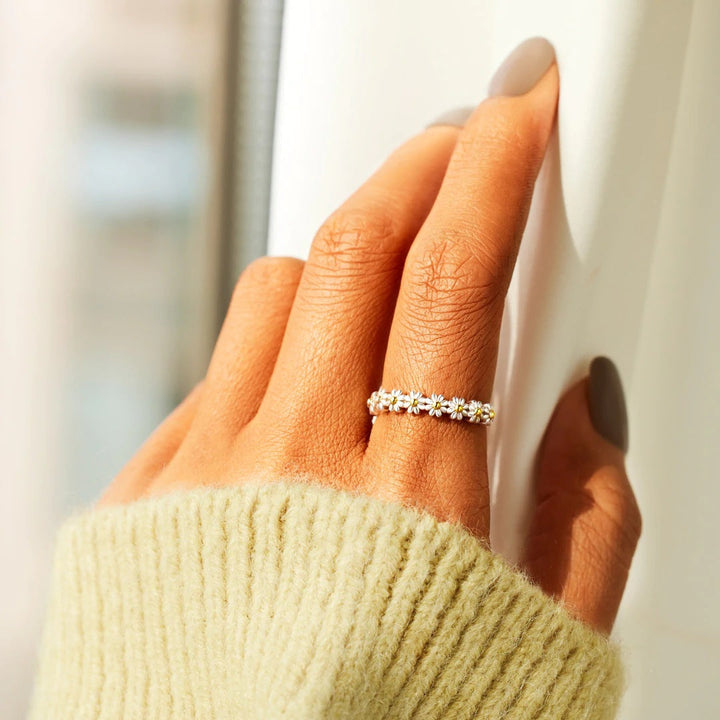 Anillo Nieves de flores lujoso