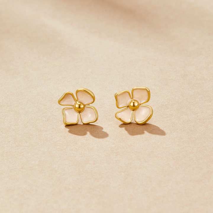 Pendientes de flores florecientes