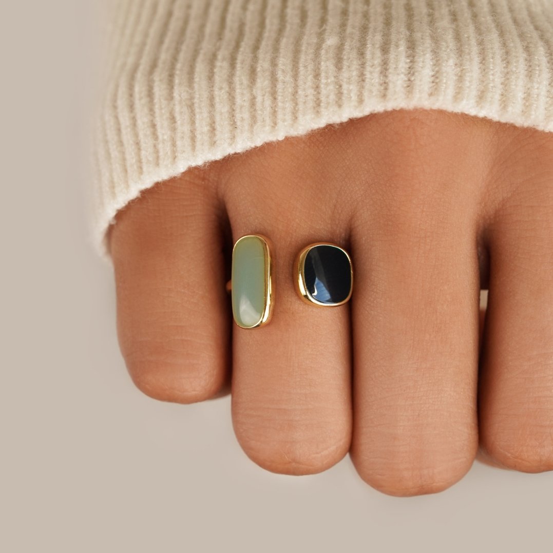 Anillo Marta envolvente único