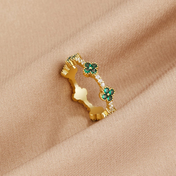 Anillo Marisol en Forma de Trébol