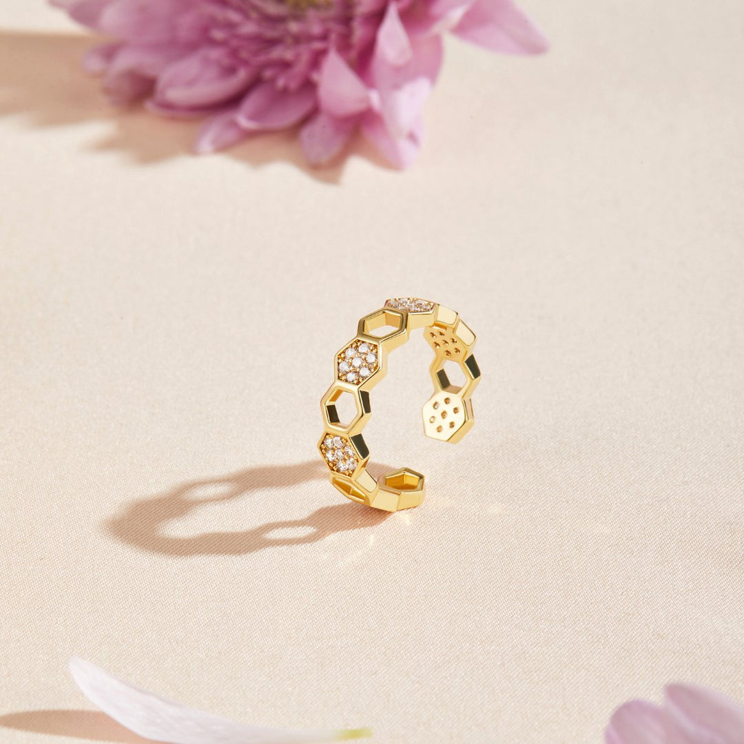Anillo Cinthia