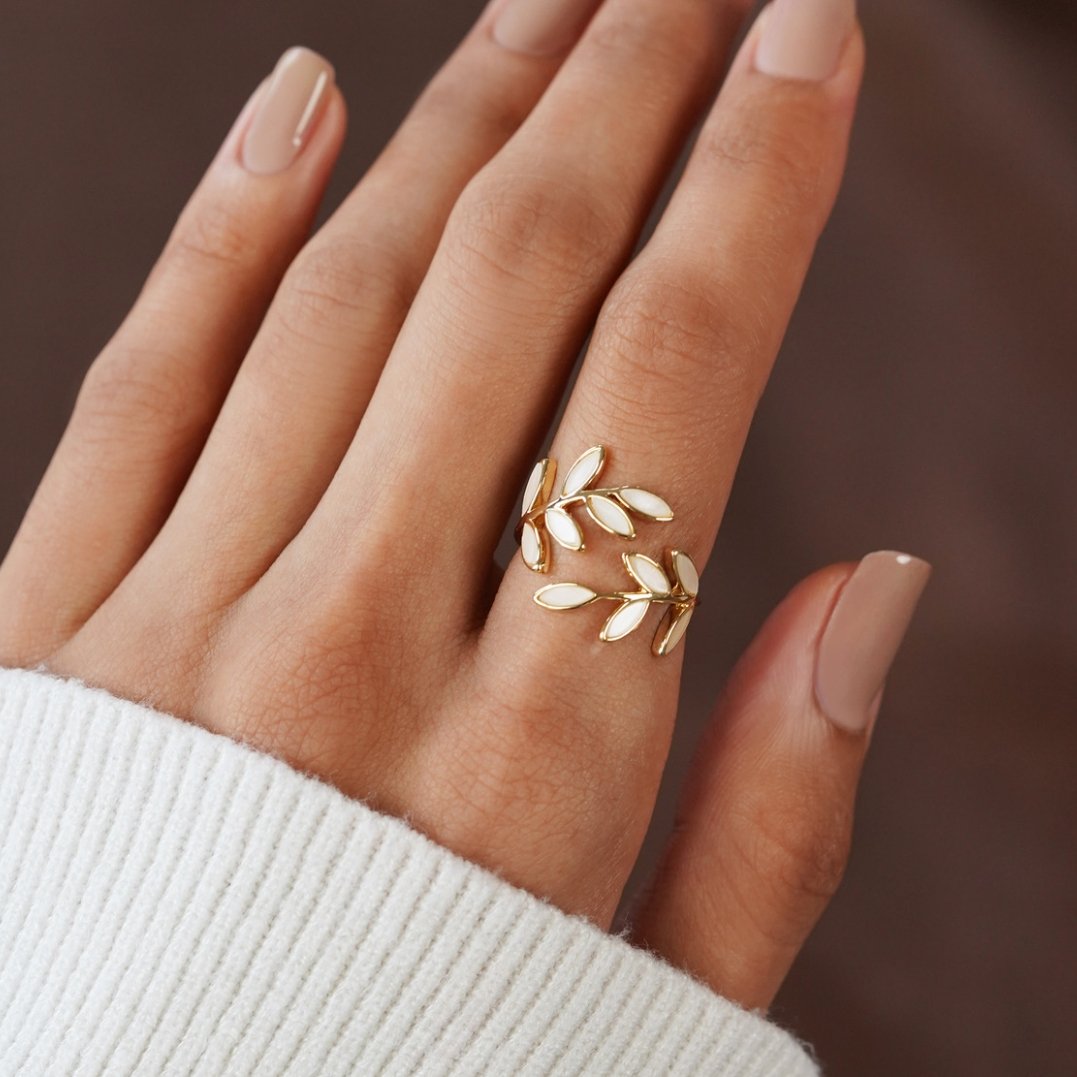 Anillo de flores de Olga