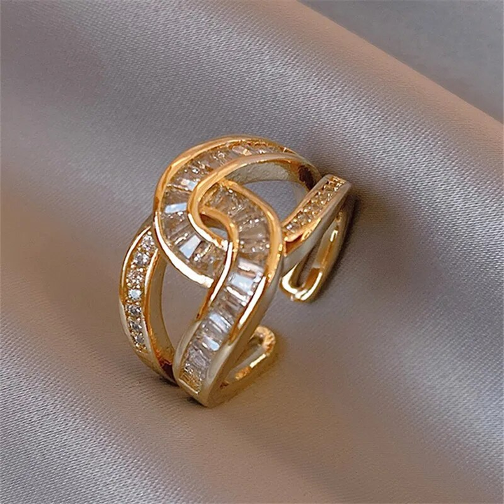 Anillo Adriana Ajustable Elegante